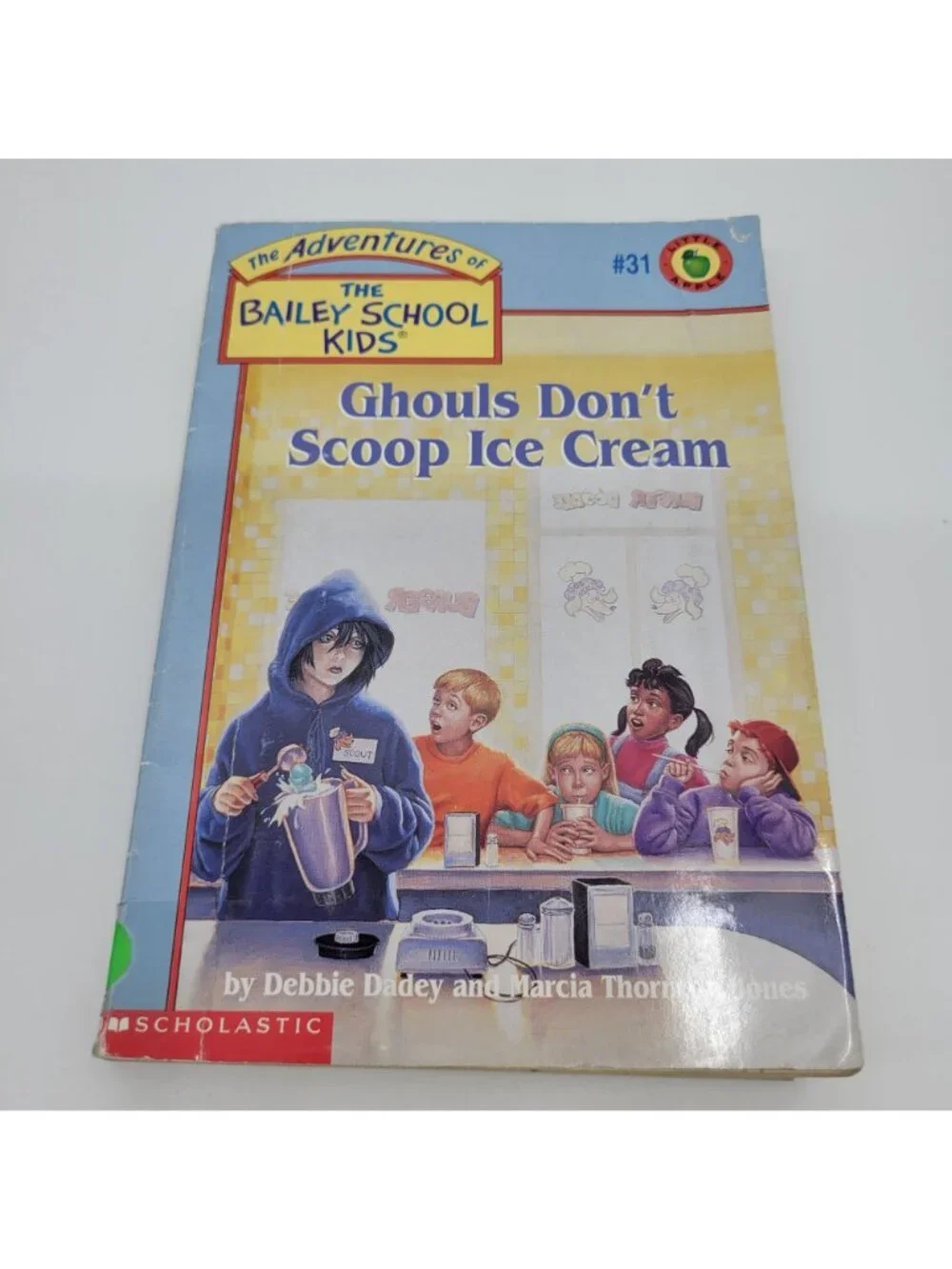 The Bailey School Kids Series Lot of 8 Chapter Books - CB037